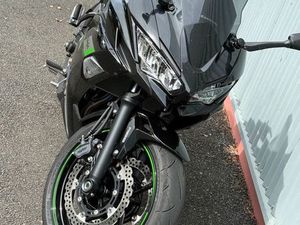 KAWASAKI NINJA 650. 2025