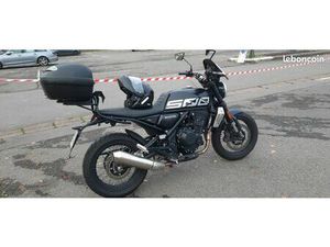 MOTO BRIXTON CROSSFIRE 500