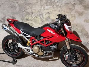 DUCATI 1100 S HYPERMOTARD