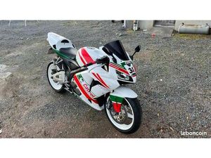 HONDA CBR 600 RR PC37