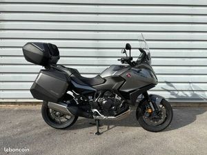 HONDA NT1100