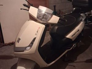 A VENDRE SCOOTER