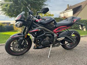 TRIUMPH STREET TRIPLE 765 R