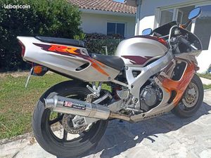 CBR 900 RR FIREBLADE TIGRE