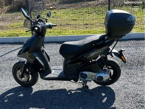 SCOOTER PIAGGIO TYPHOON 125