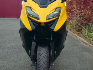 TMAX 560 MARQUE YAMAHA