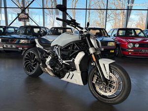 DUCATI X DIAVEL S 1260 CM3 SUIVI DUCATI SUPERBE ÉTAT 289/MOIS