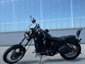 HARLEY-DAVIDSON SPORTSTER 883