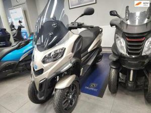PIAGGIO MP3 400 HPE RST 2023 RIJKLAAR GARANTIE — MOTOREN | PIAGGIO — MARKTPLAATS