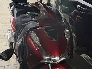 SCOOTER HONDA SH 125 ÉTAT IRRÉPROCHABLE