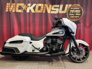 INDIAN CHIEFTAIN DARK HORSE *BLOW-OUT SALE*