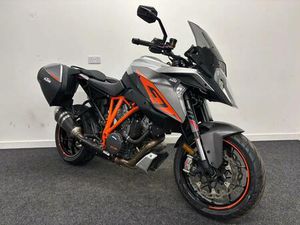KTM 1290 SUPERDUKE GT