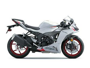 2024 KAWASAKI NINJA® ZX™-6R PEARL ROBOTIC WHITE/METALLIC GRAPHITE GRAY