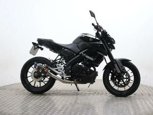 YAMAHA MT-125