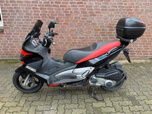 APRILIA SR MAX300