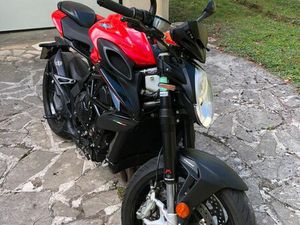 MV AGUSTA BRUTALE ROSSO 800 BRIDÉE A2 35KW 35 KW A2