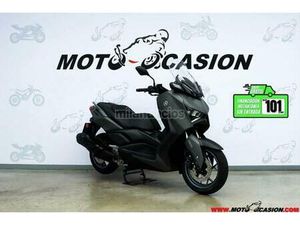 YAMAHA - XMAX 300
