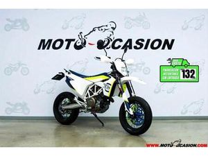 HUSQVARNA - 701 SUPERMOTO