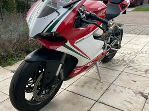 ② DUCATI PANIGALE 899
