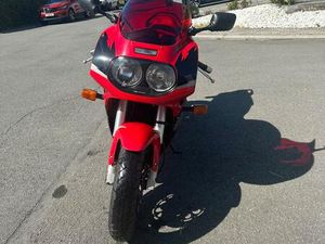 ② GSXR 1100 93’ + CARNET SUZUKI