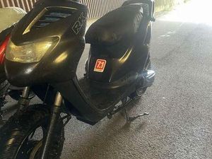 ② CRACKER 50 CC 2T A KLASSE