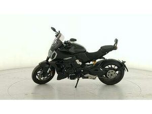 DUCATI DIAVEL V4 THRILLING BLACK MY23 NERO