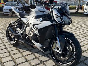 BMW S1000R