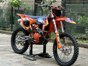 KTM SX-F 2018 →