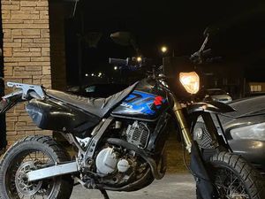 2001 SUZUKI DR650 *TRADES*