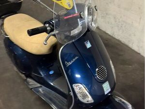 PIAGGIO VESPA LX 125