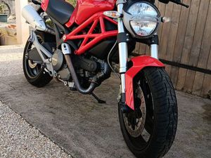 DUCATI 696 FAIBLE KM