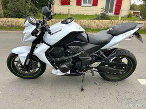 KAWASAKI Z750