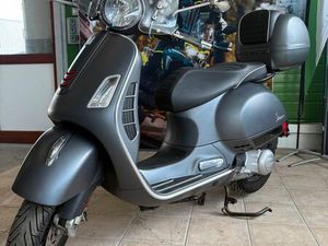 VESPA GTS 300 SUPER