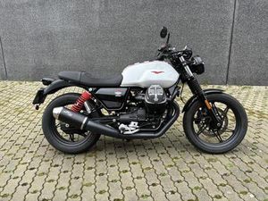 ② MOTO GUZZI NAKED V7 STONE TEN