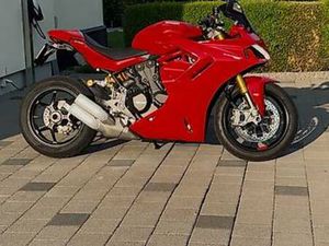 DUCATI SUPERSPORT 950S CANTON BERNE -