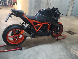KTM SUPERDUKE 1290R EVO FULL CARBON