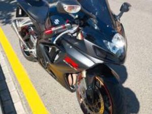 SUZUKI - GSXR 600