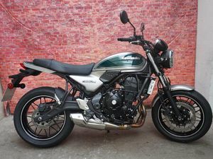KAWASAKI Z650 RS