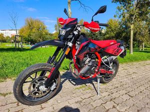 SWM SM 125 ALFRAGIDE