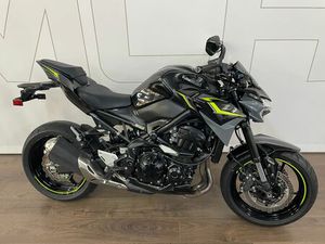 KAWASAKI Z 900 LENKERENDENSPIEGEL, STURZPADS, KÜHLERGITTE