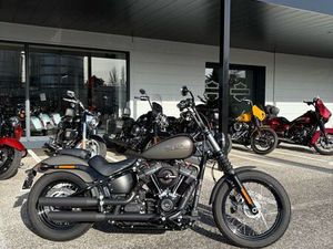 HARLEY-DAVIDSON SOFTAIL STREET BOB 107