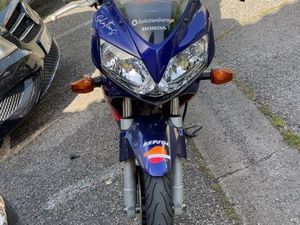 CBR 125 R