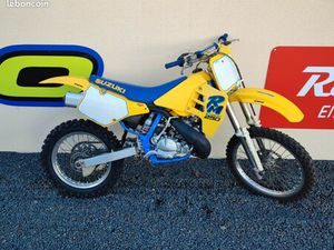 SUZUKI 250 RM 1990 - BIELLE / ROULEMENTS / CYLINDRE / PISTON NEUF