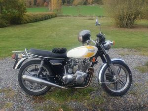 TRIUMPH TRIDENT T160