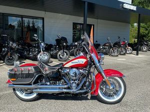 HARLEY-DAVIDSON SOFTAIL HYDRA GLIDE REVIVAL 114