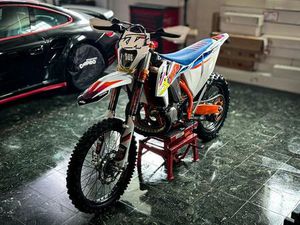 ② KTM 250 CC SIXDAYS TPI 2022