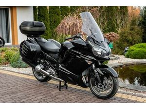 KAWASAKI GTR 1400 KUFRY NOWE TARCZE NOWE OPONY DOSTAWA SZYBA RADOM