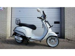 VESPA SPRINT SPECIAL NIEUW AANBIEDING VOL INCL ALLES 2025 — SCOOTERS | VESPA — MARKTPLAATS