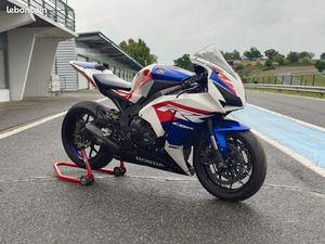 HONDA CBR 1000 RR CIRCUIT
