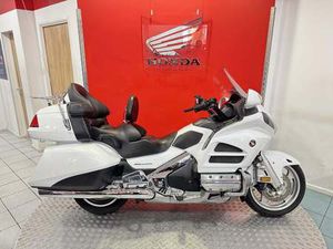 USED HONDA GL1800 GOLD WING FOR SALE IN SURREY